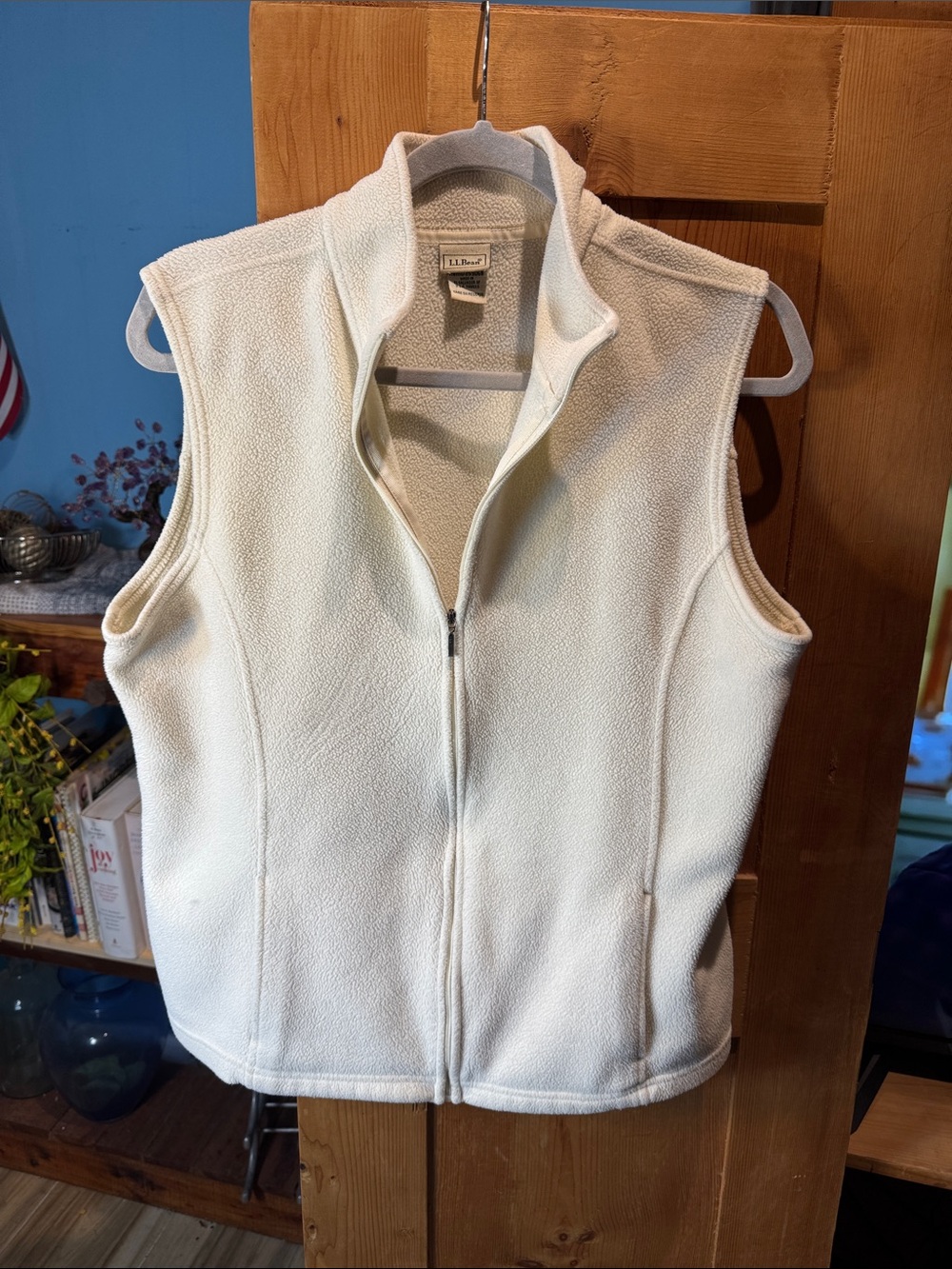 L.L. Bean Women's Off-White Fleece Zip Vest L-Reg